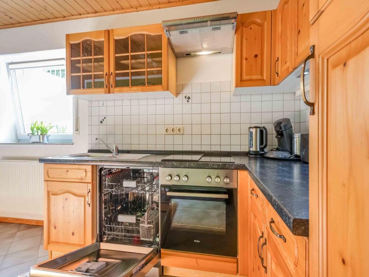 Holiday Home In The Eifel-Mosel With Garden Roes Eksteriør billede