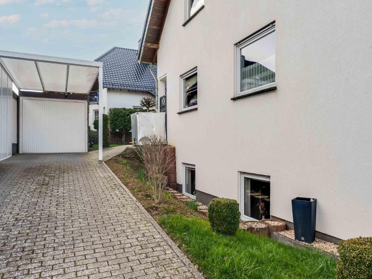 Holiday Home In The Eifel-Mosel With Garden Roes Eksteriør billede