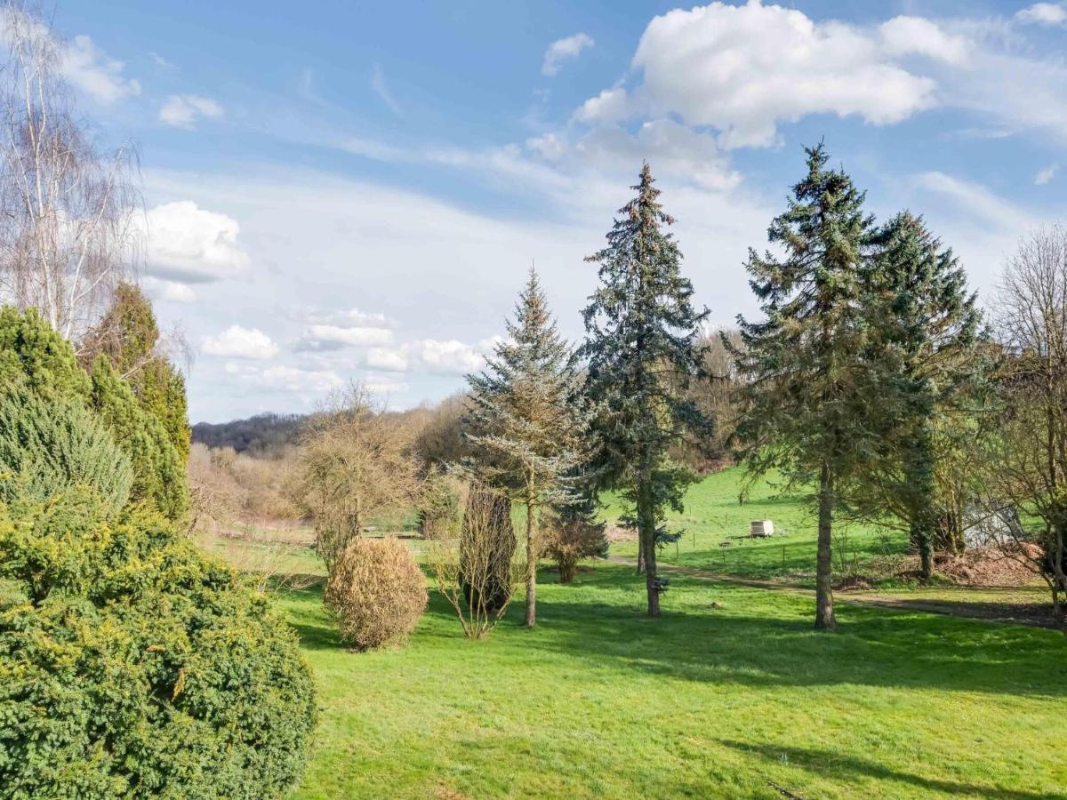 Holiday Home In The Eifel-Mosel With Garden Roes Eksteriør billede