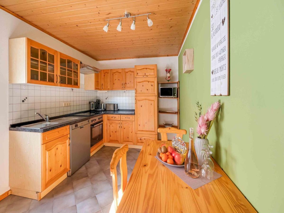Holiday Home In The Eifel-Mosel With Garden Roes Eksteriør billede
