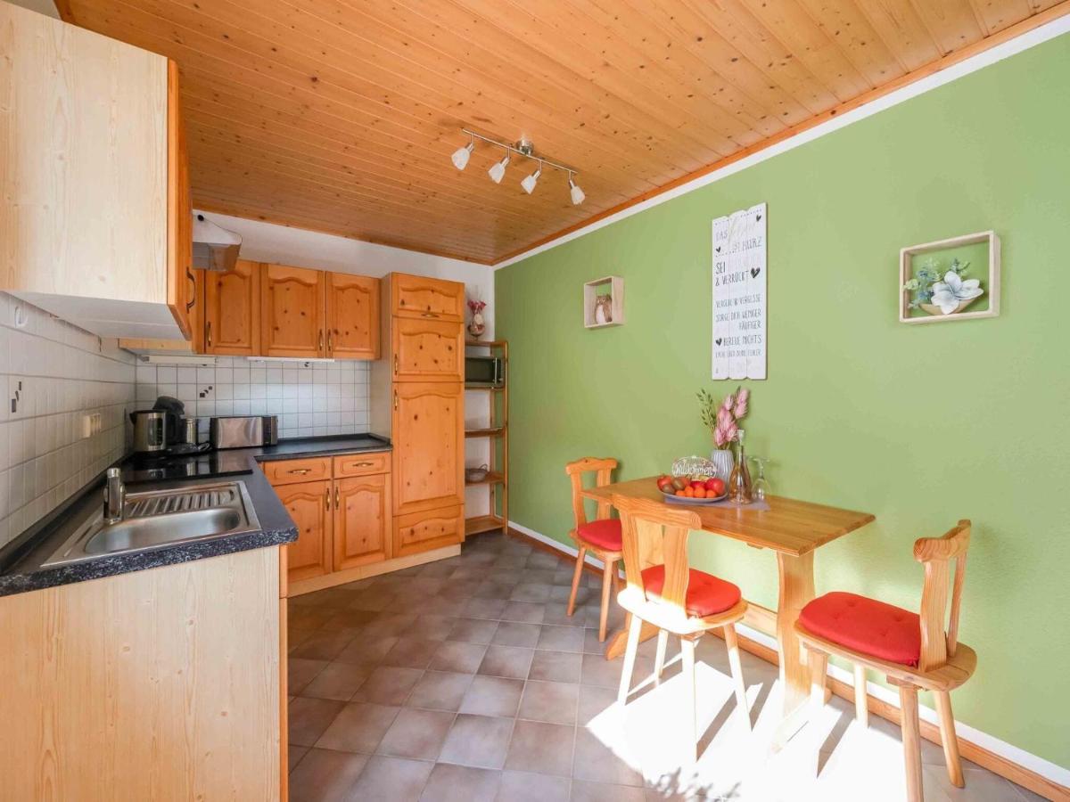Holiday Home In The Eifel-Mosel With Garden Roes Eksteriør billede