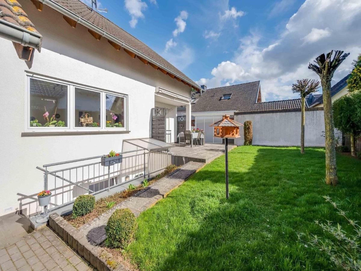 Holiday Home In The Eifel-Mosel With Garden Roes Eksteriør billede