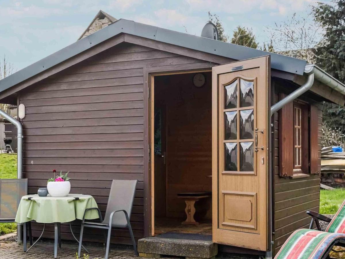 Holiday Home In The Eifel-Mosel With Garden Roes Eksteriør billede